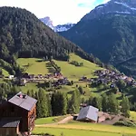 Vista Pelmo Apartmán *